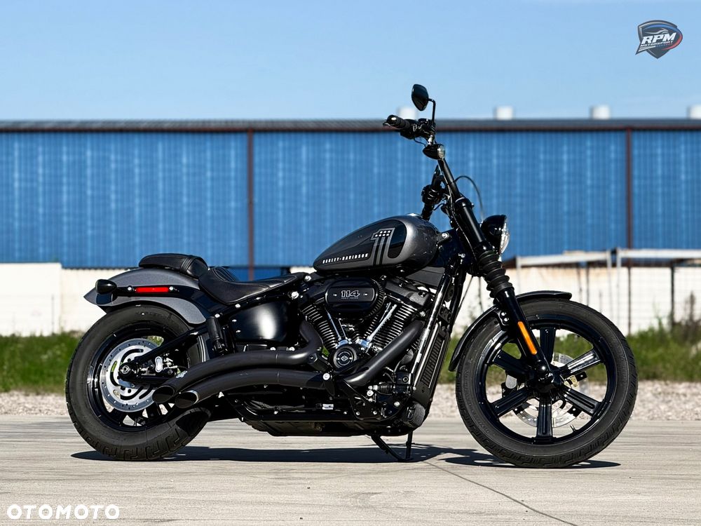 Harley-Davidson Softail Street Bob - 1