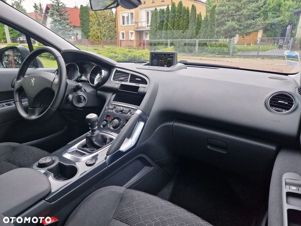 Peugeot 3008 1.6 BlueHDi Active S&S - 16