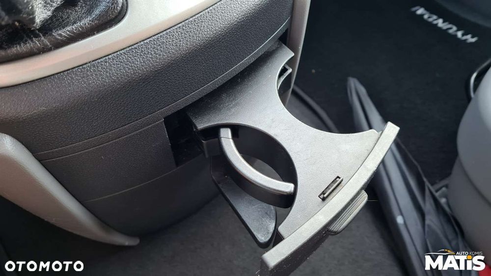 Hyundai H-1 Starex - 32