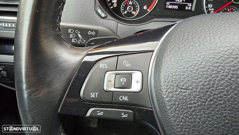 VW Sharan 2.0 TDI Highline DSG - 16