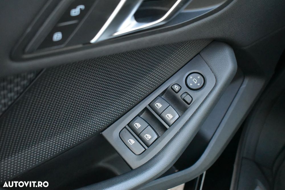 BMW Seria 2 218d AT - 12