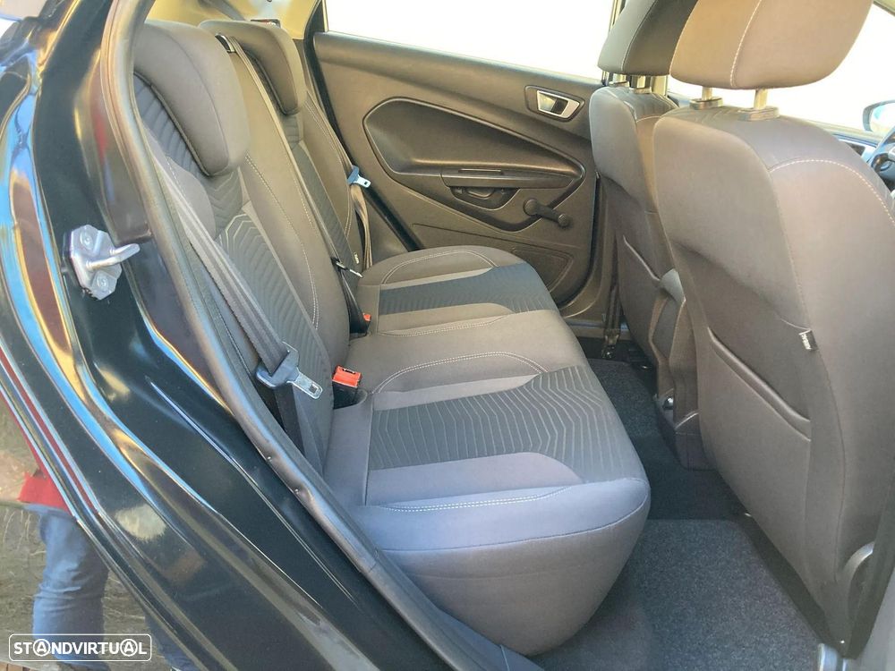 Ford Fiesta 1.0 S&S Titanium - 31