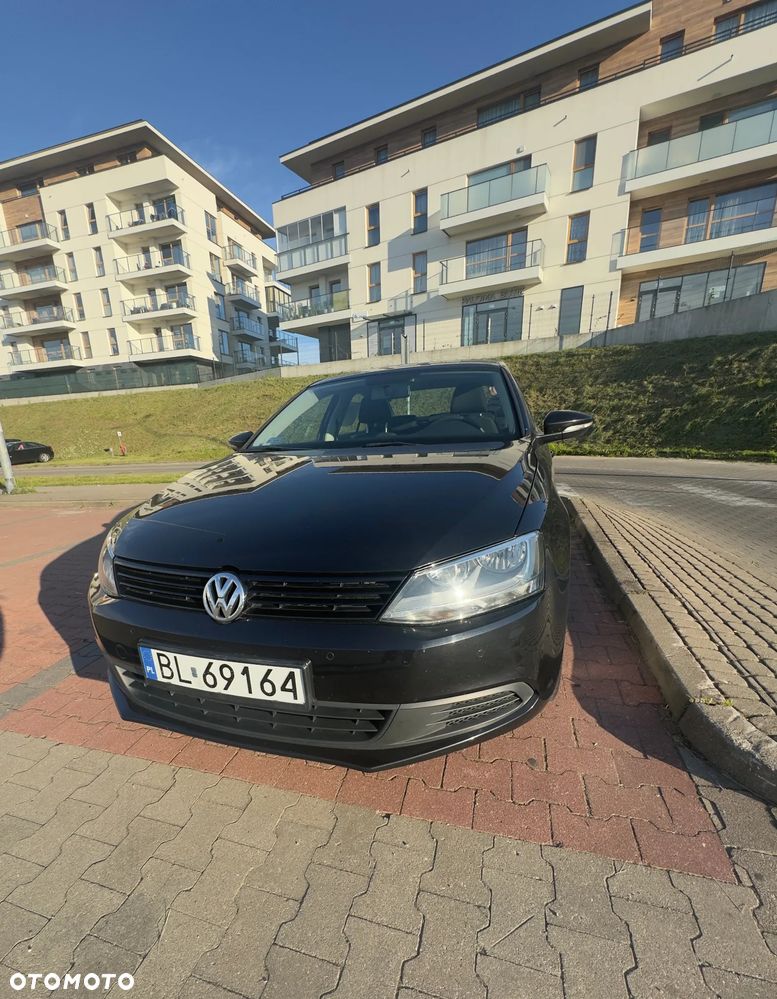 Volkswagen Jetta 1.4 TSI Trendline - 1
