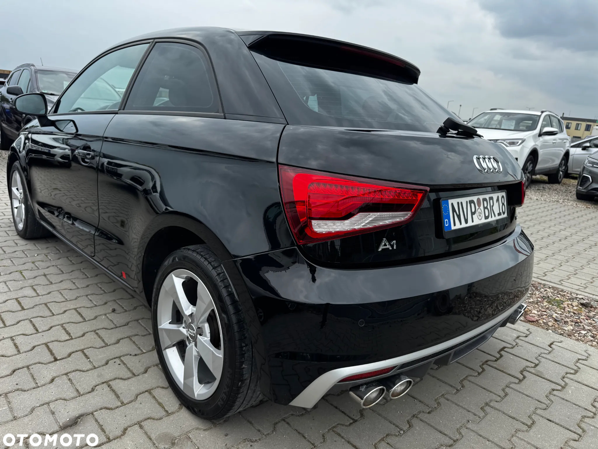 Audi A1 1.6 TDI S tronic sport - 3