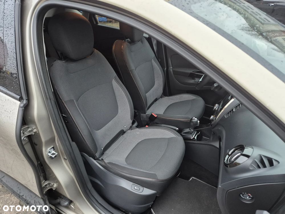 Renault Captur - 10