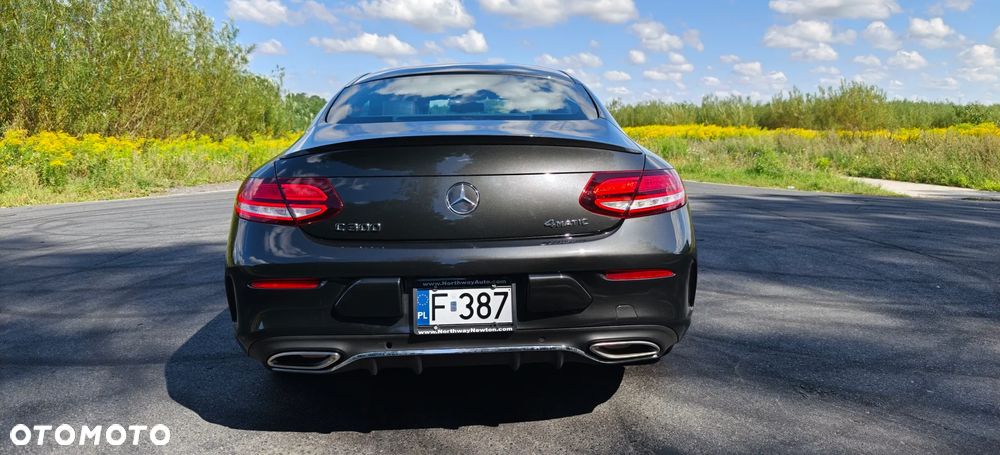 Mercedes-Benz Klasa C 300 4MATIC 9G-TRONIC - 28