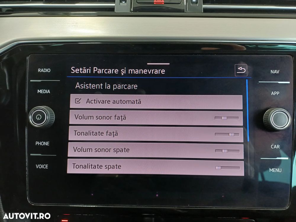 Volkswagen Passat 2.0 TDI SCR DSG Elegance - 26