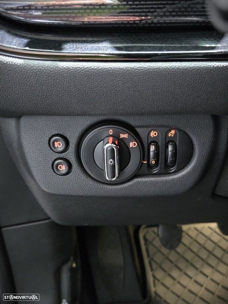 MINI Clubman One D - 21