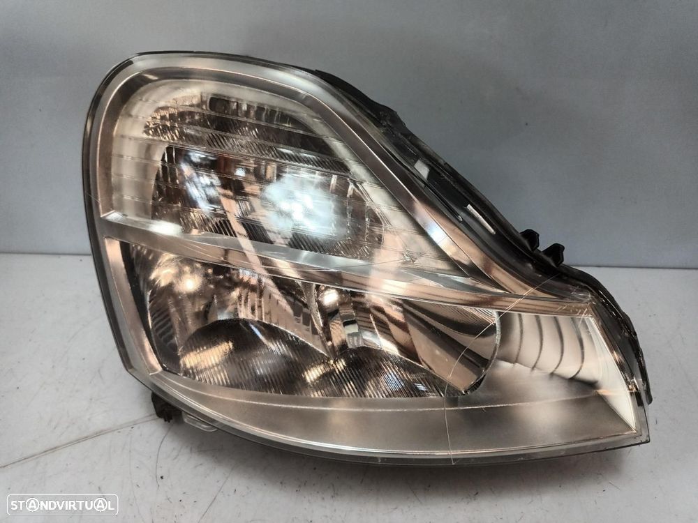 FAROL DIREITO RENAULT GRAND MODUS - 1