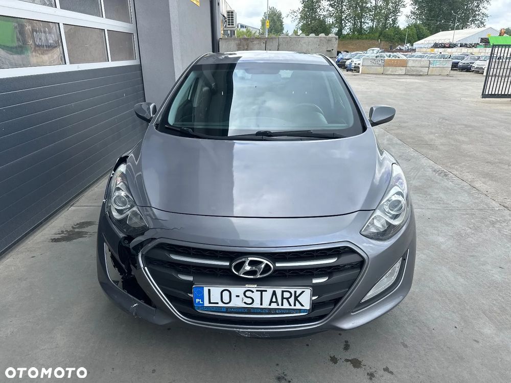 Hyundai i30 1.4 Classic + - 6