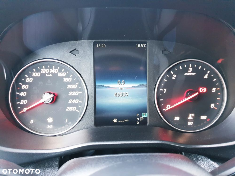 Mercedes-Benz Vito - 24