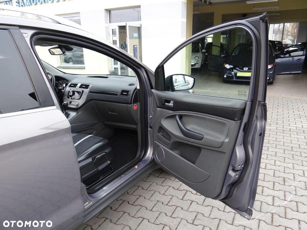 Ford Kuga 2.0 TDCi 4WD Titanium Plus - 31