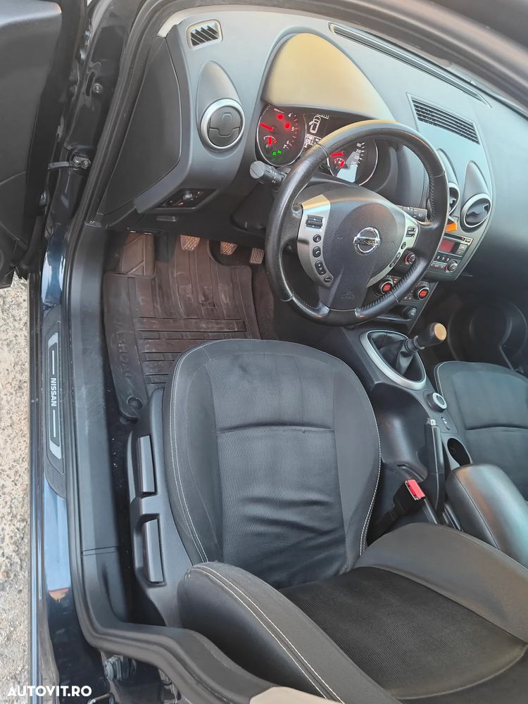 Nissan Qashqai - 10
