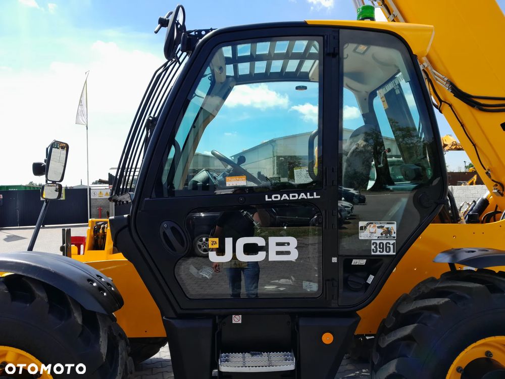 JCB 540-200 2023r - 13