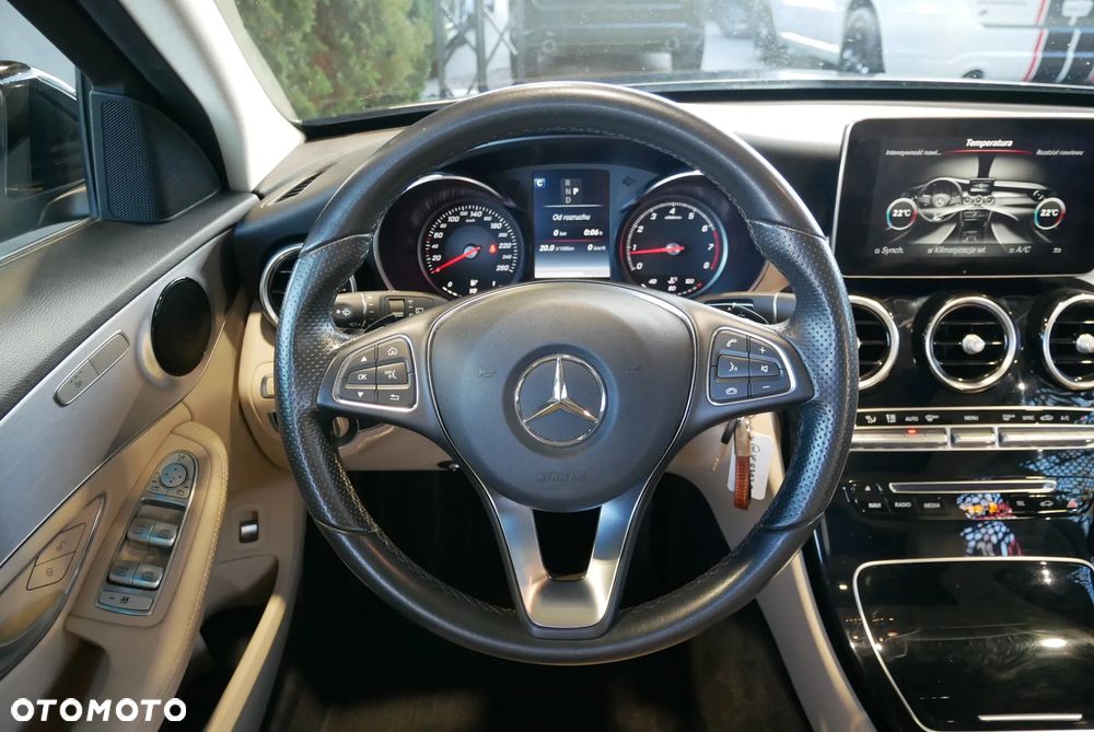 Mercedes-Benz Klasa C 200 4-Matic 9G-TRONIC - 21