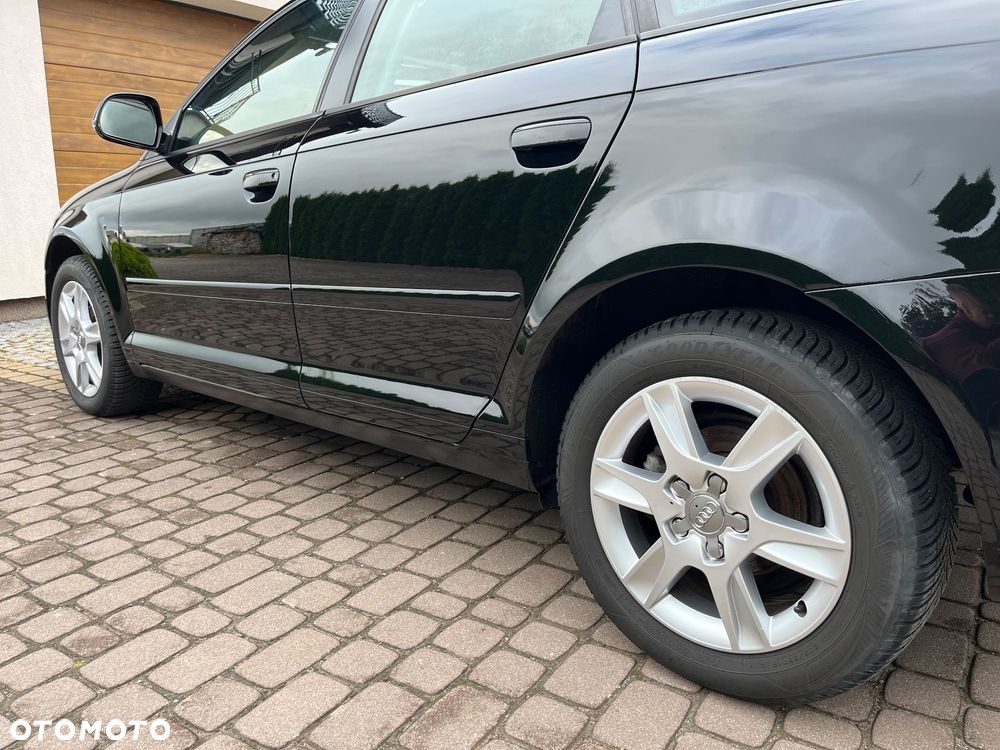 Audi A3 Sportback 1.6 Ambiente - 8