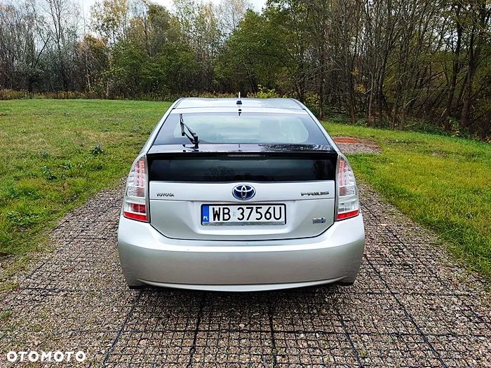 Toyota Prius - 10