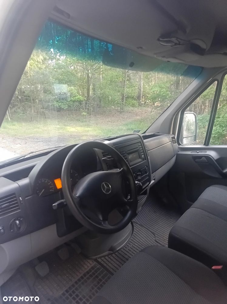 Mercedes-Benz Sprinter - 10