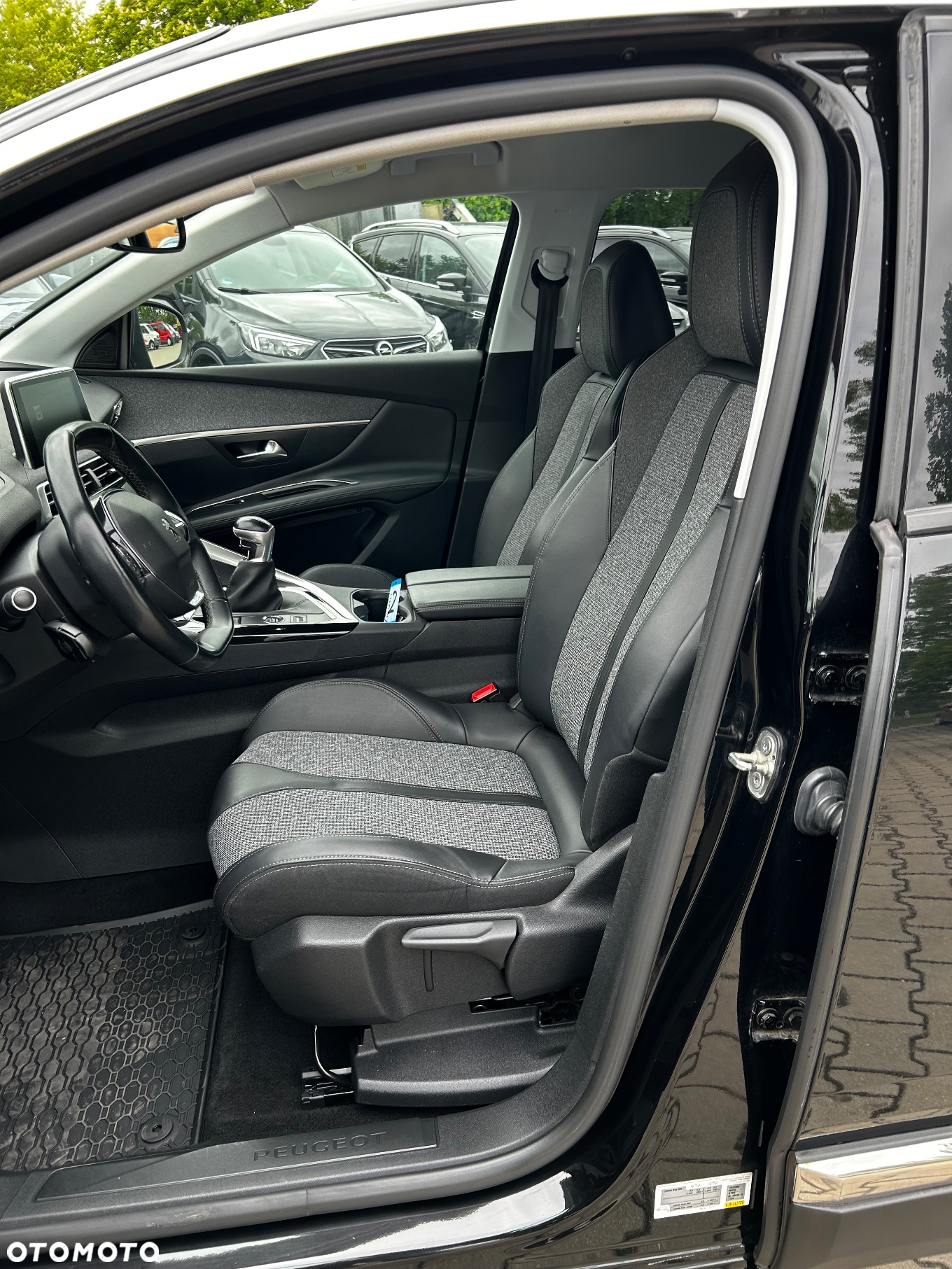 Peugeot 3008 BlueHDi 130 Stop & Start Allure Business-Paket - 13