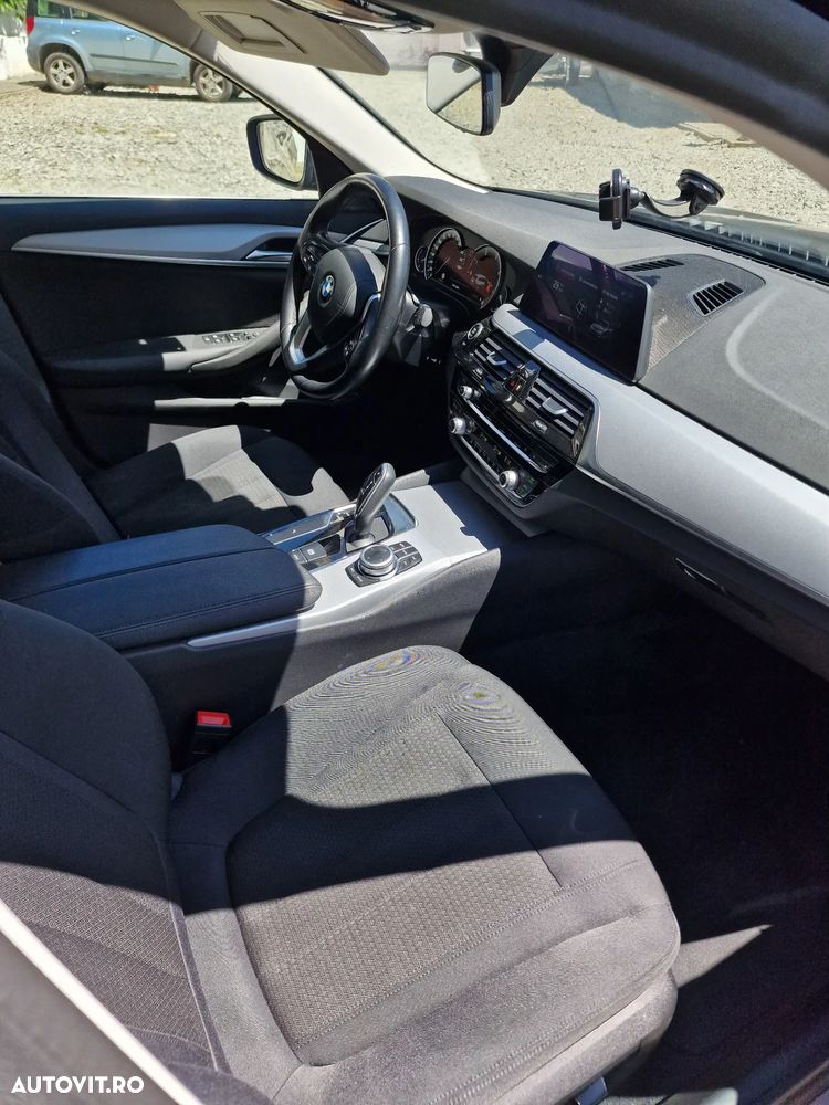 BMW Seria 5 520d Aut. - 8