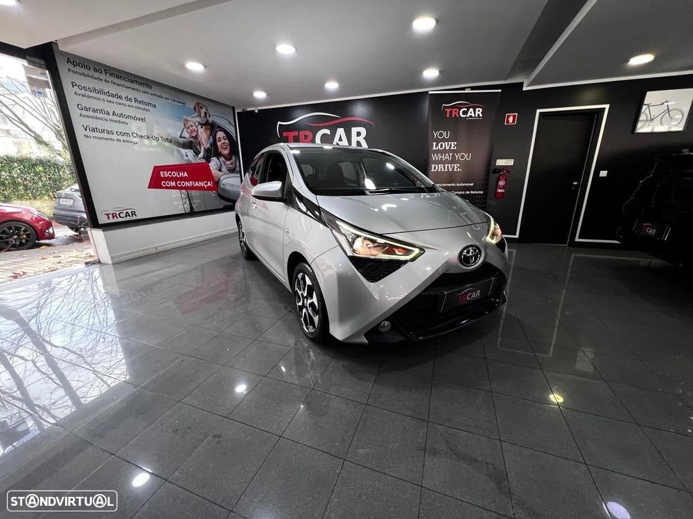 Toyota Aygo X Play - 12