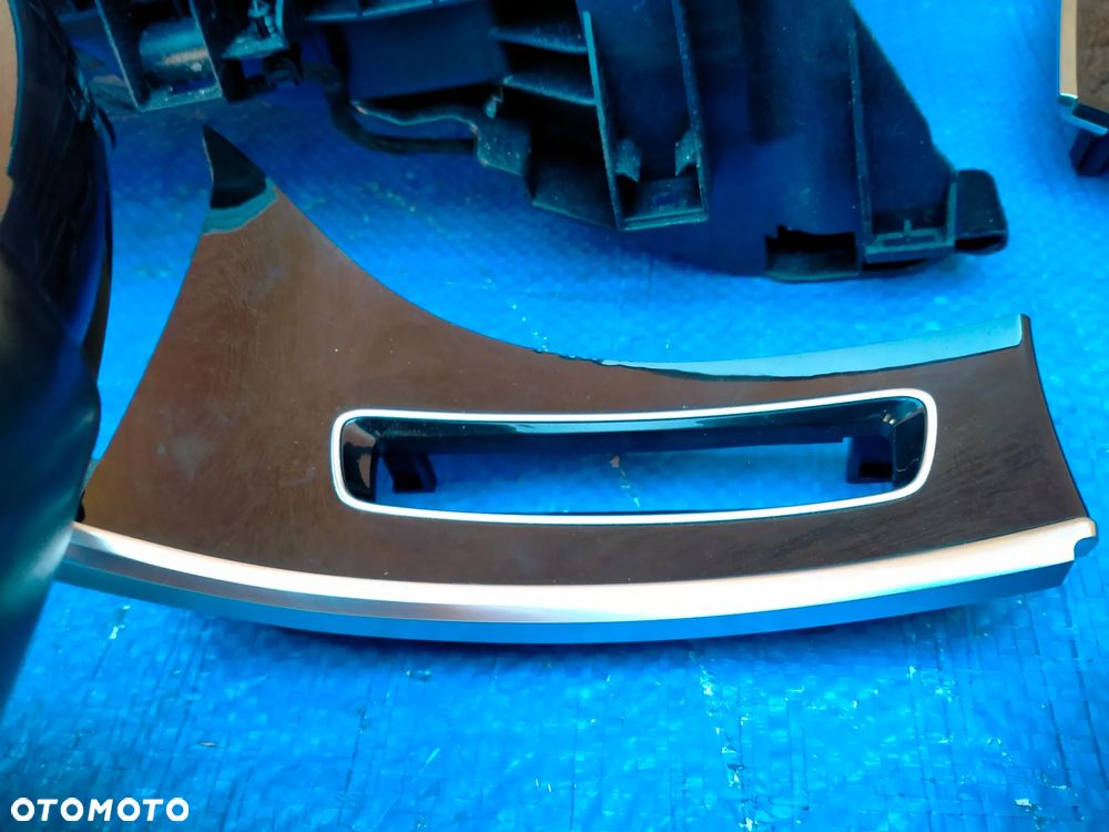 MERCEDES S klasse W217 COUPE / KIEROWNICA Ścięta / Dekory Dekor / Listwa Listwy Ozdobne Konsoli Drzwi Deski / ORYGINAŁ - 18