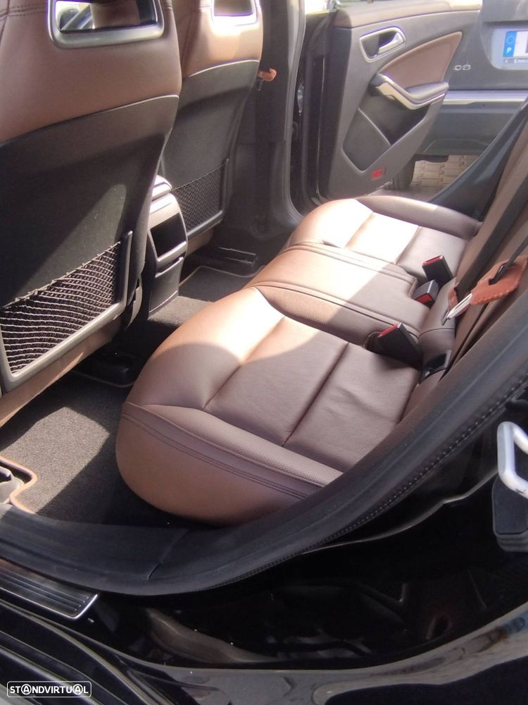 Mercedes-Benz CLA 180 d Aut. - 13