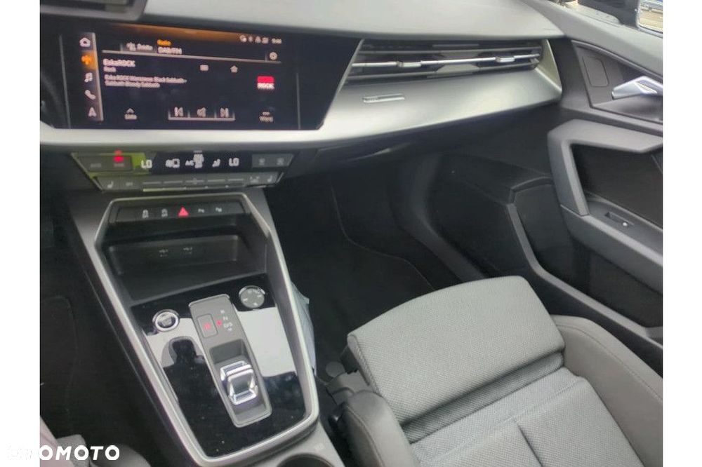 Audi A3 Sportback - 8