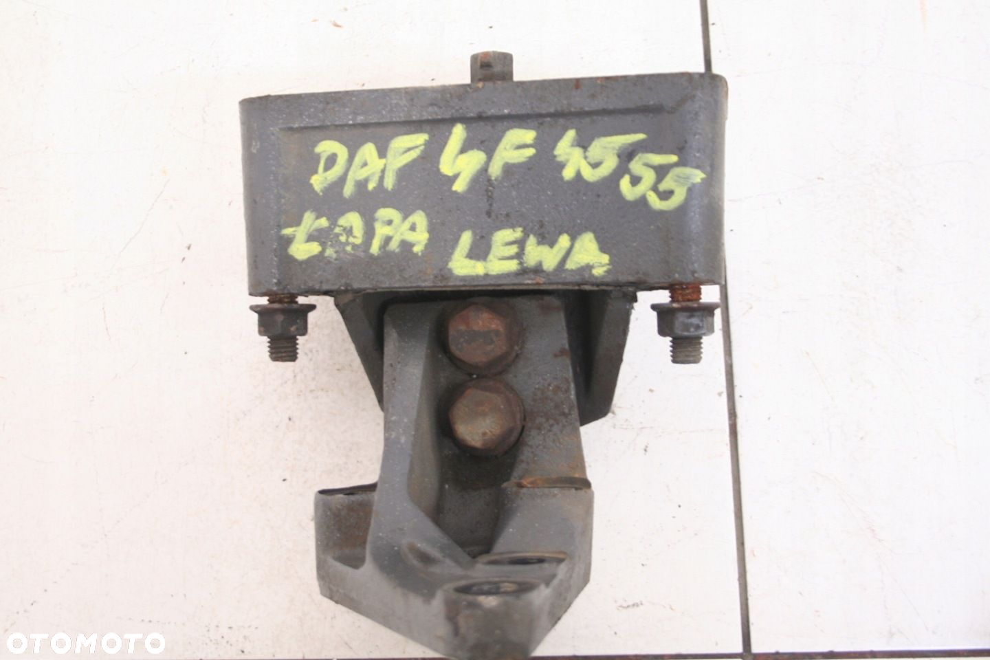 PODUSZKA ŁAPA SILNIKA LEWA DAF LF 45 55 - 2