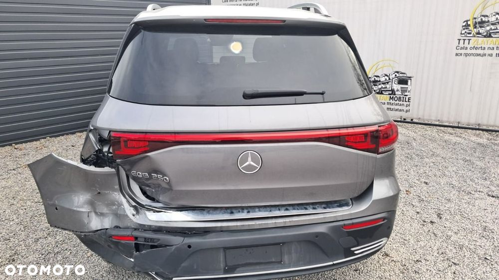 Mercedes-Benz EQB - 13