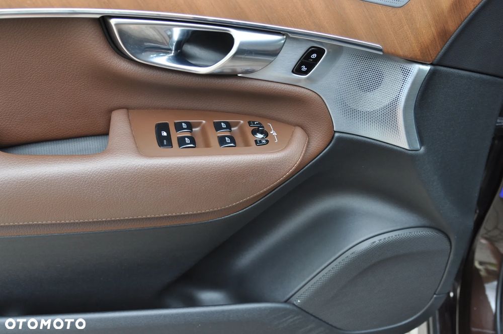 Volvo XC 90 B5 D AWD Inscription 7os - 18