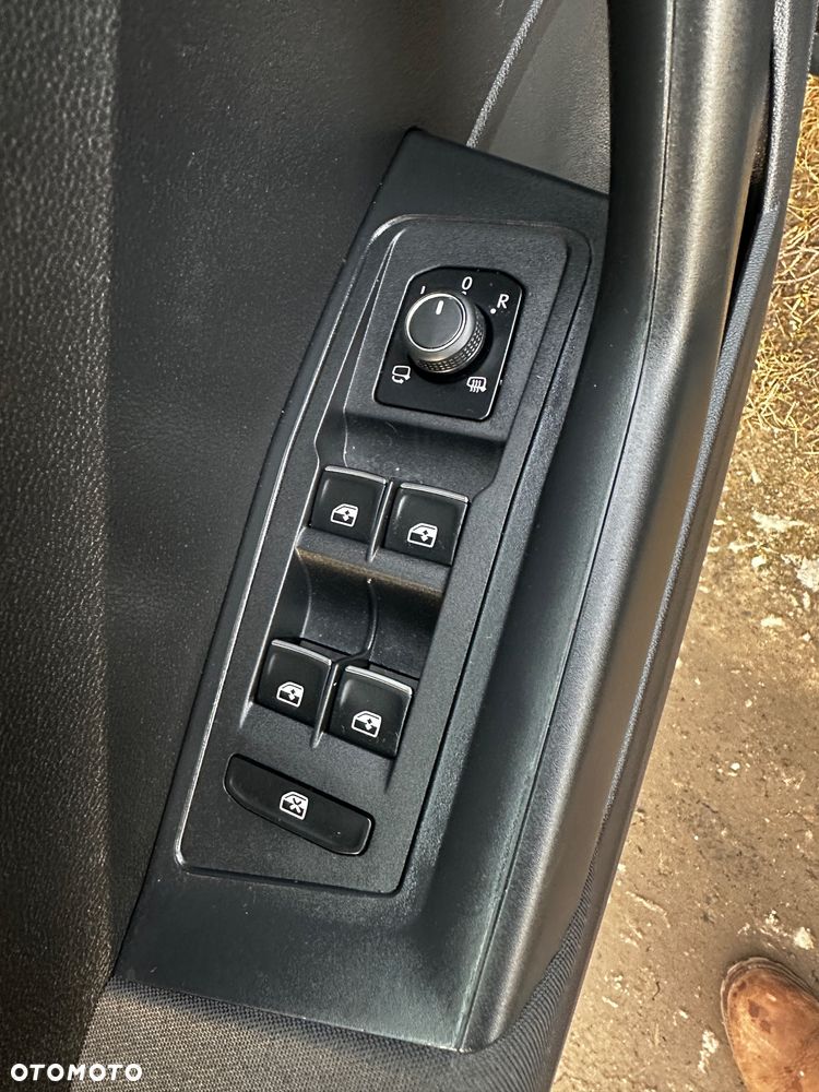 Volkswagen T-Roc 1.6 TDI SCR - 19