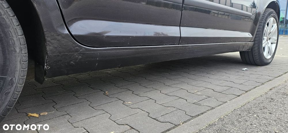 Volkswagen Golf V 1.9 TDI Comfortline - 10