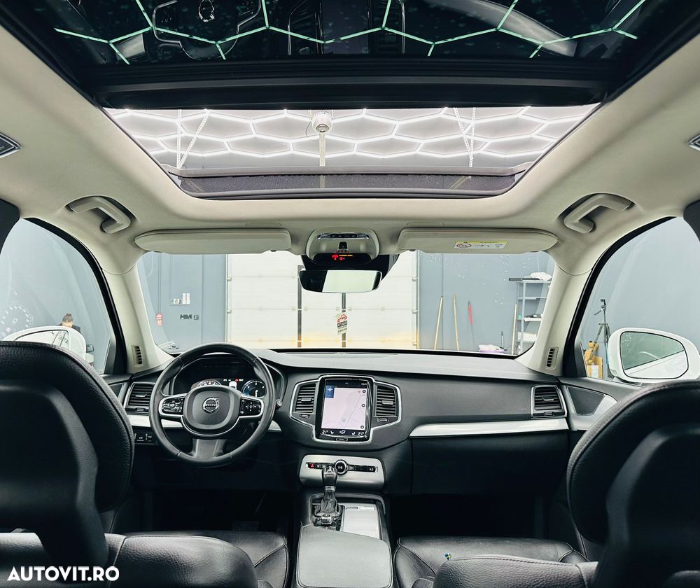 Volvo XC 90 D5 AWD Geartronic Momentum - 5