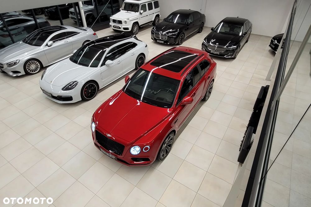 Bentley Bentayga - 2
