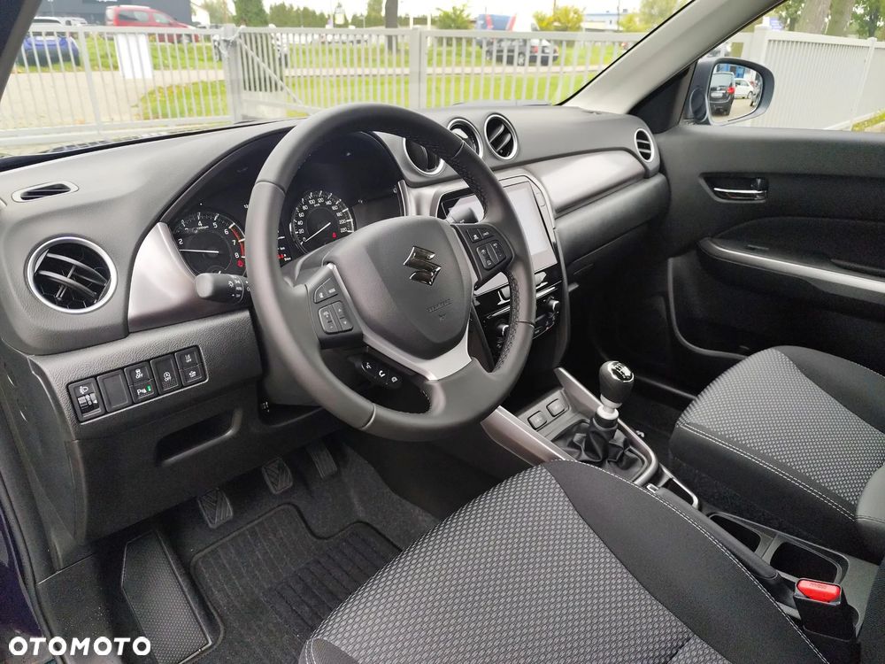 Suzuki Vitara 1.4 Boosterjet mHEV Premium Plus 2WD - 9