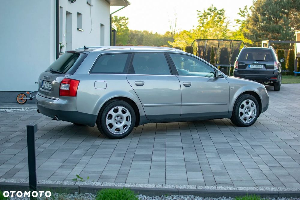 Audi A4 Avant 1.8 T - 14