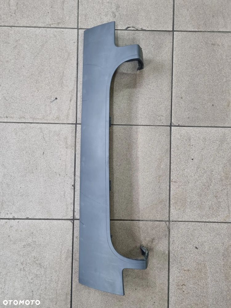 OBUDOWA LAMPY LEWY TYŁ TRAFIC VIVARO 01-06r.