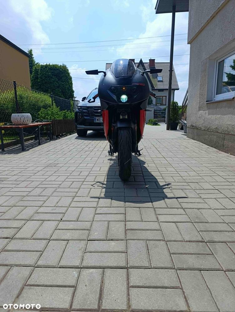 Aprilia RSV - 7