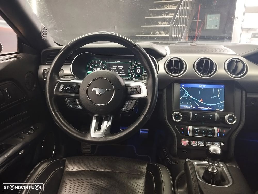 Ford Mustang 2.3i EcoBoost - 23