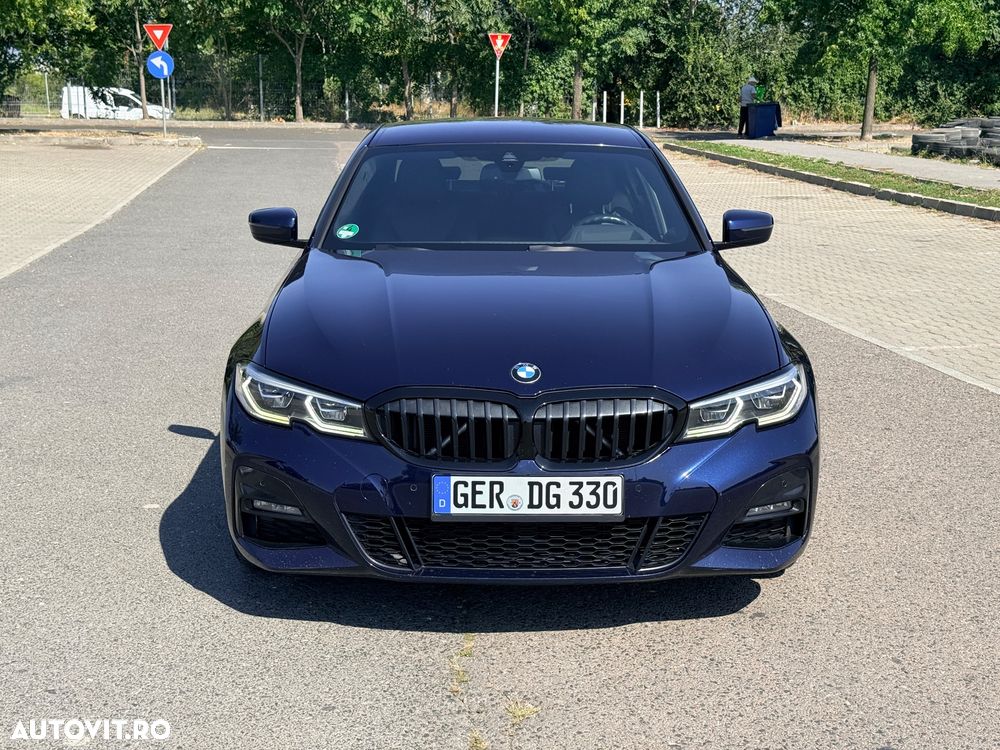 BMW Seria 3 330d Aut. M Sport - 8
