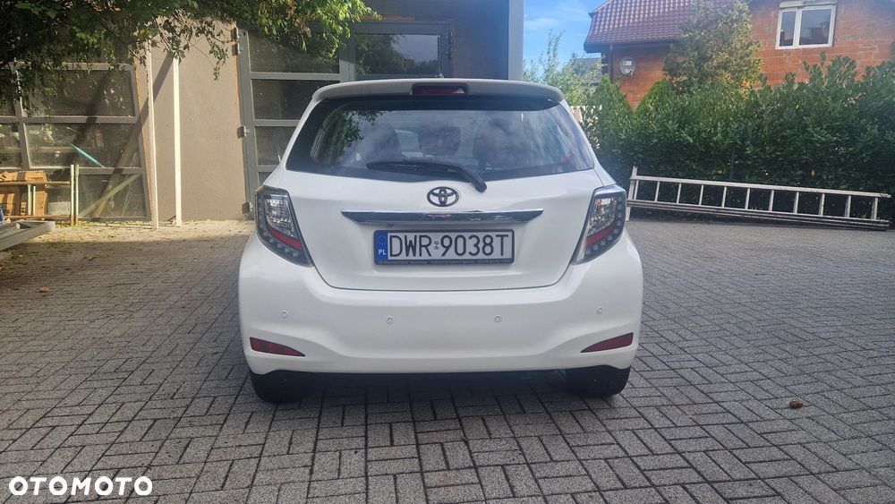 Toyota Yaris Hybrid 1.5 VVT-i Comfort mit Design Paket - 7