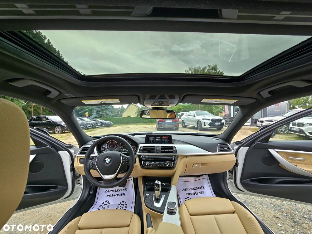 BMW Seria 3 330i - 18