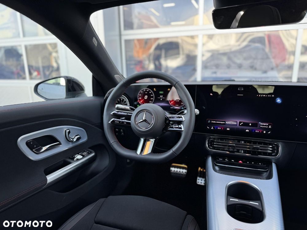 Mercedes-Benz CLA - 14