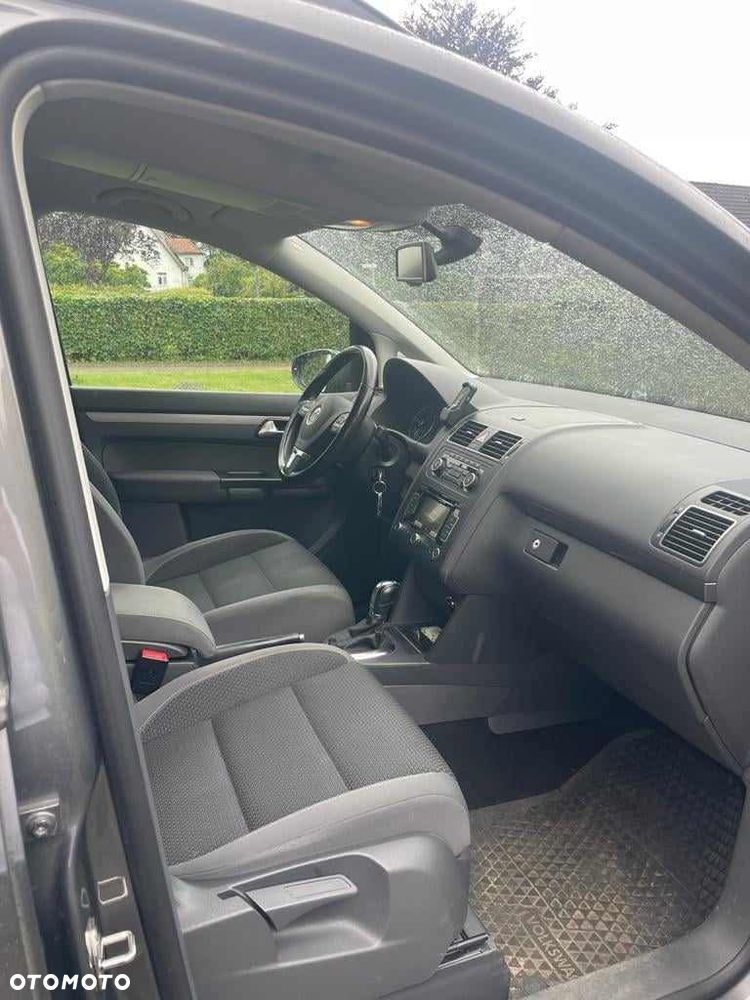 Volkswagen Touran - 7
