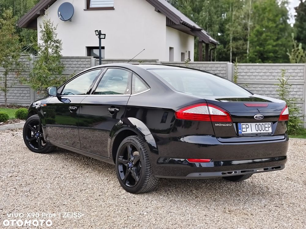 Ford Mondeo 2.5 Ghia X - 36