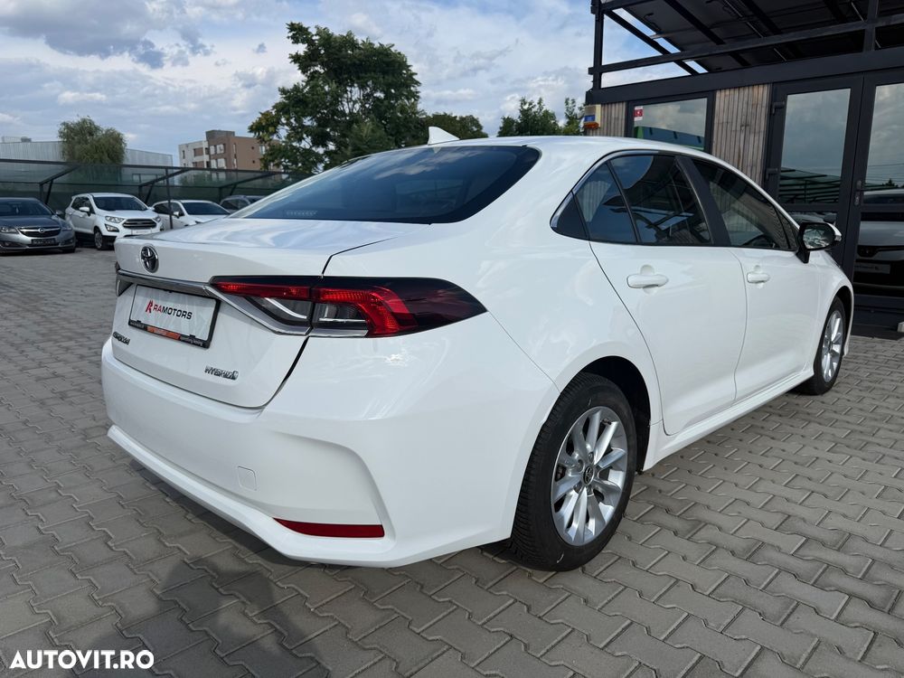 Toyota Corolla 1.8 Business Edition - 8