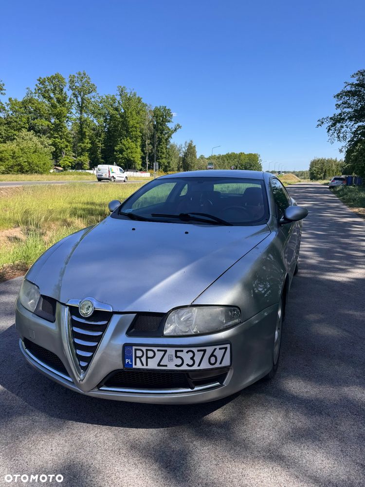 Alfa Romeo GT 1.9JTD 16V Impression - 1