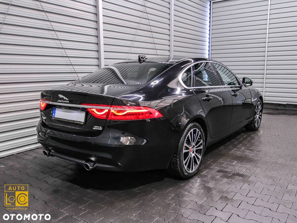 Jaguar XF 35t AWD Prestige - 8