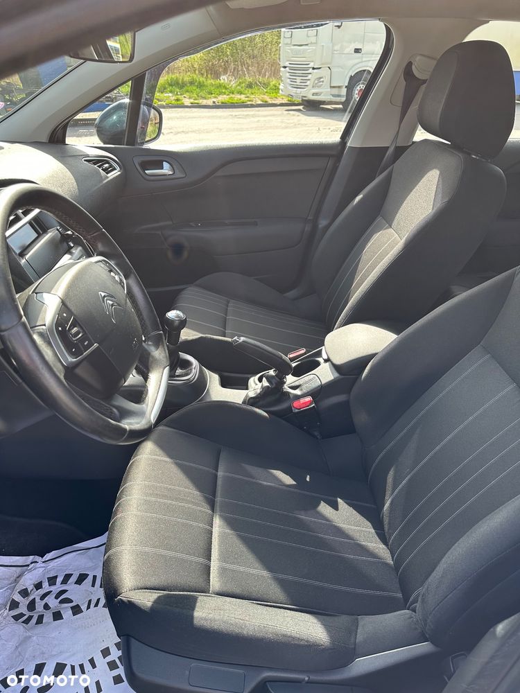 Citroën C4 VTi 95 Attraction - 22